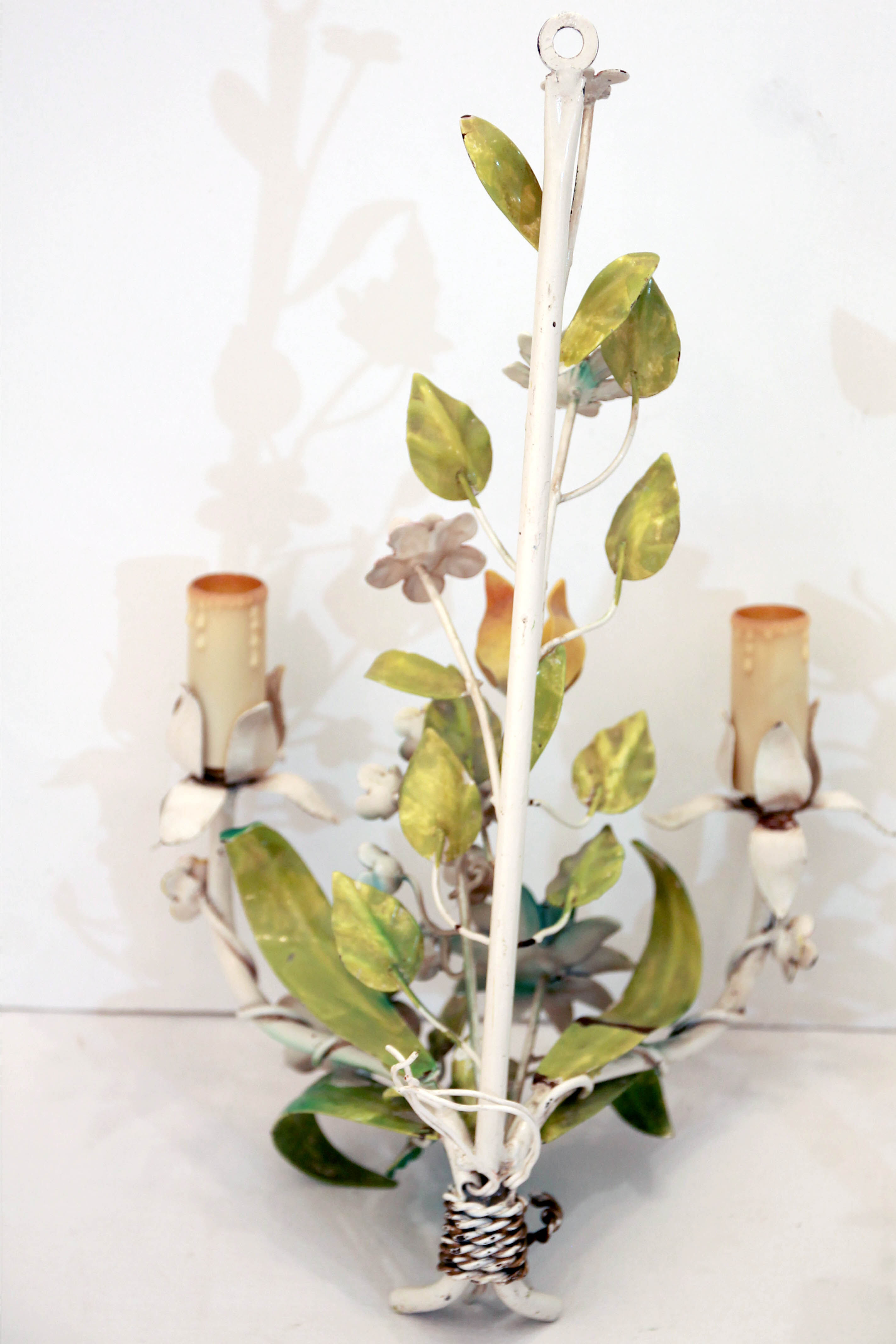 Pair of painted sheet metal wall lamps