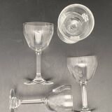 Aperitif glasses with chiseled flower patterns