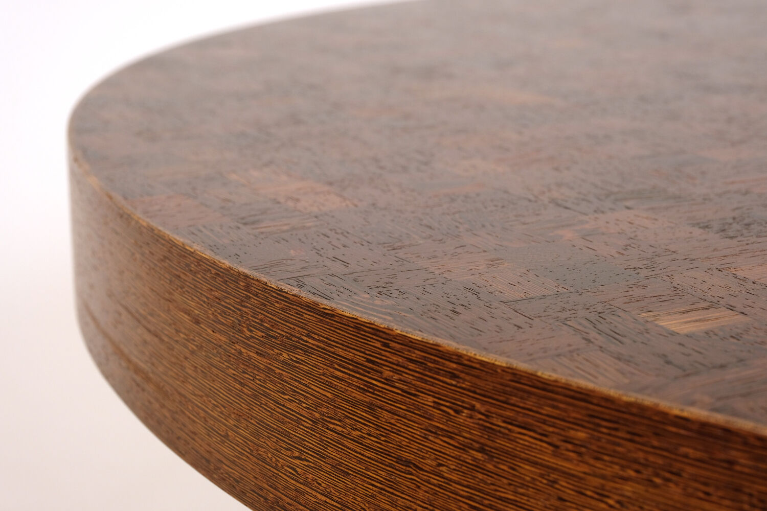 Extendable round table by D. Waeckerlin 1970