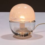 Lampe de table design italien en verre massif épais de 1960
