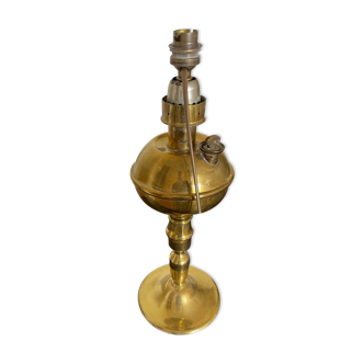 Electrified copper kerosene lamp