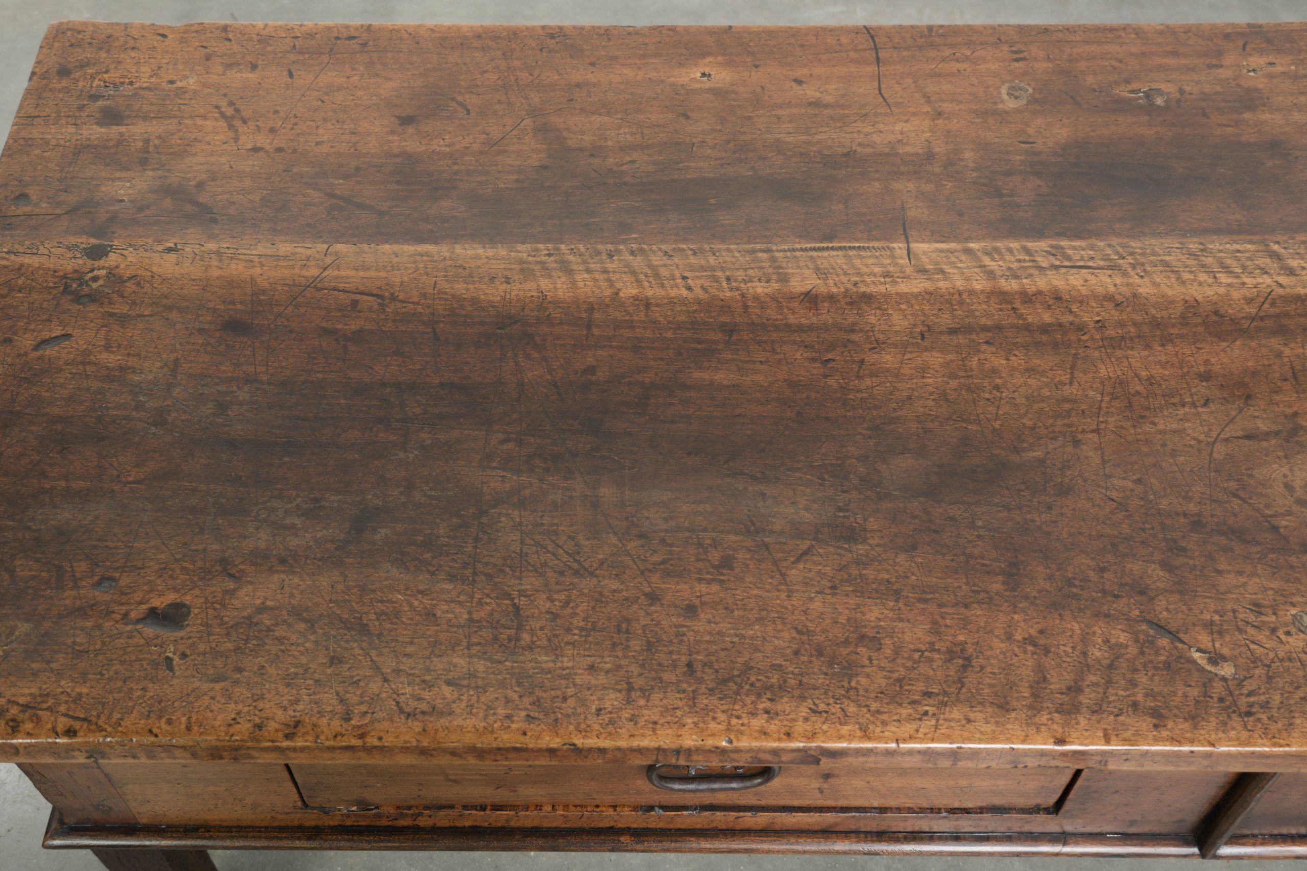 Antique walnut 18th-century Southern European coffee table with two drawers