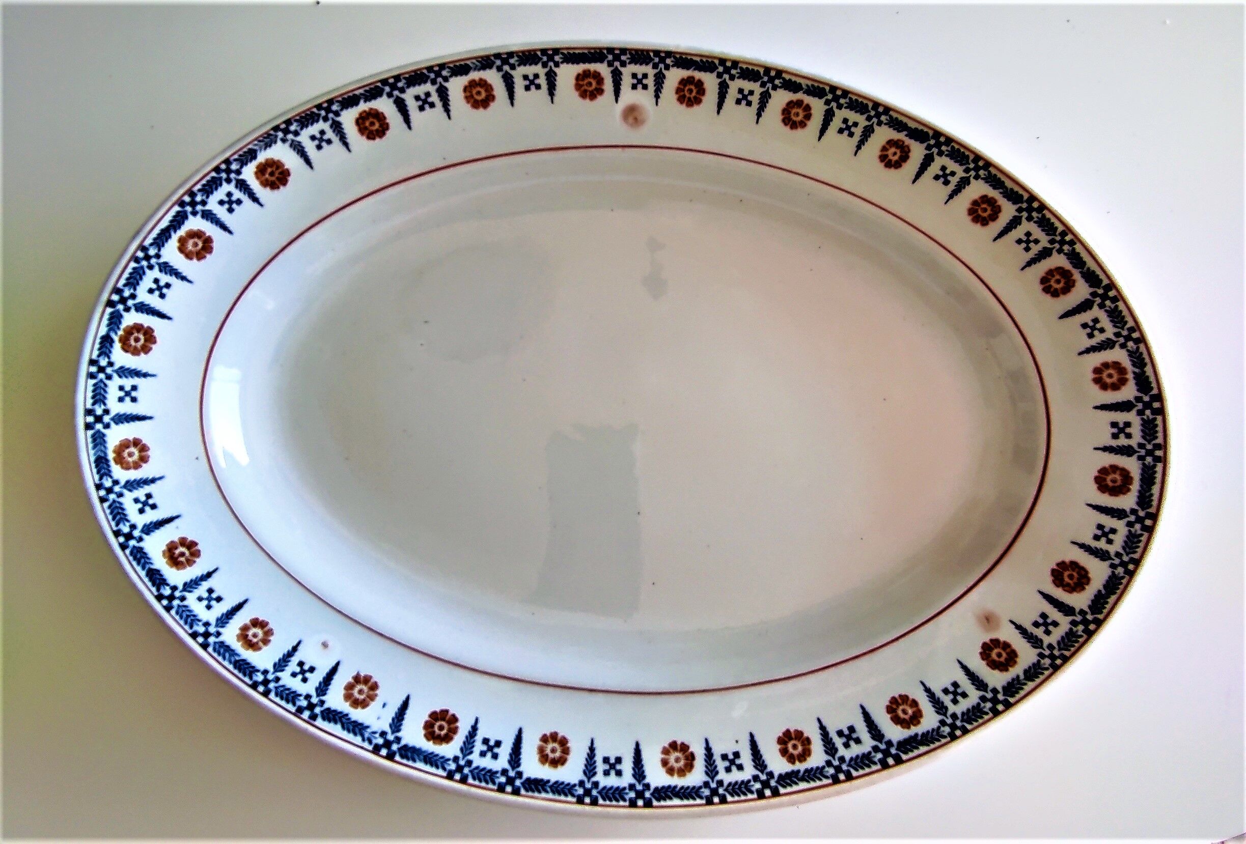 Oval dish st amandinoise st amand