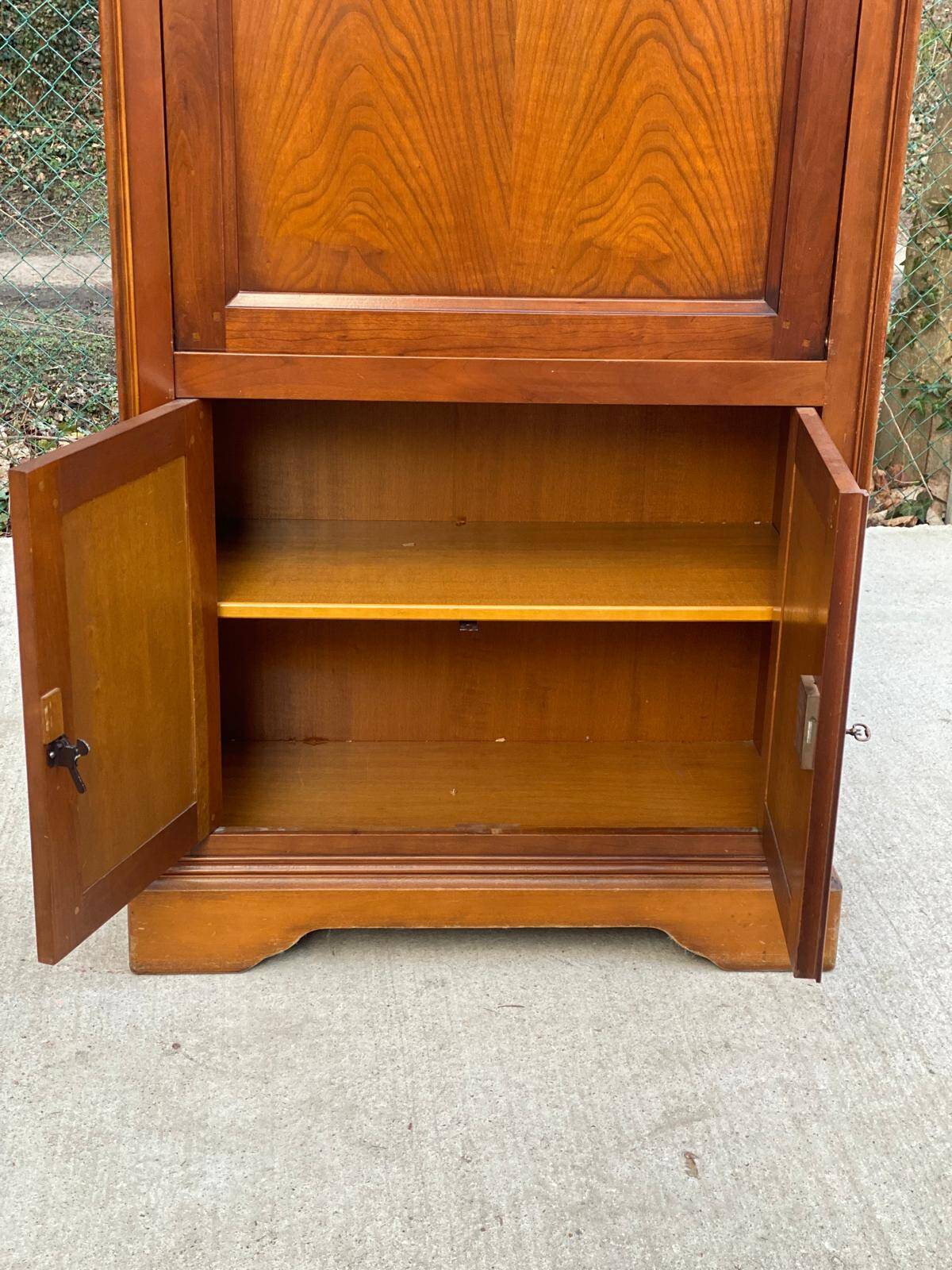 Louis Philippe secretary in solid wood with satin finish