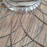 Basket / Basket in chrome-plated braided metal.