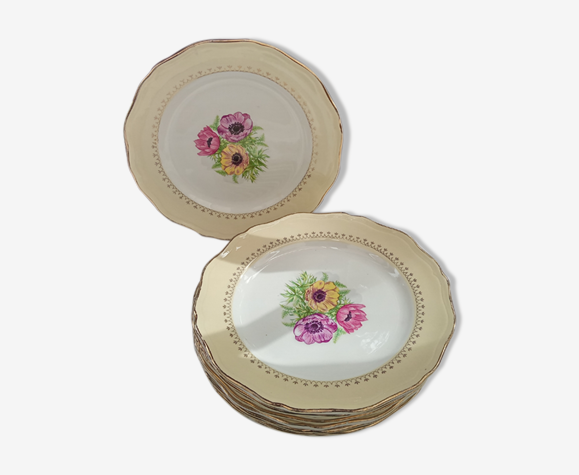 8 assiettes plates Coopélia L'Amandinoise