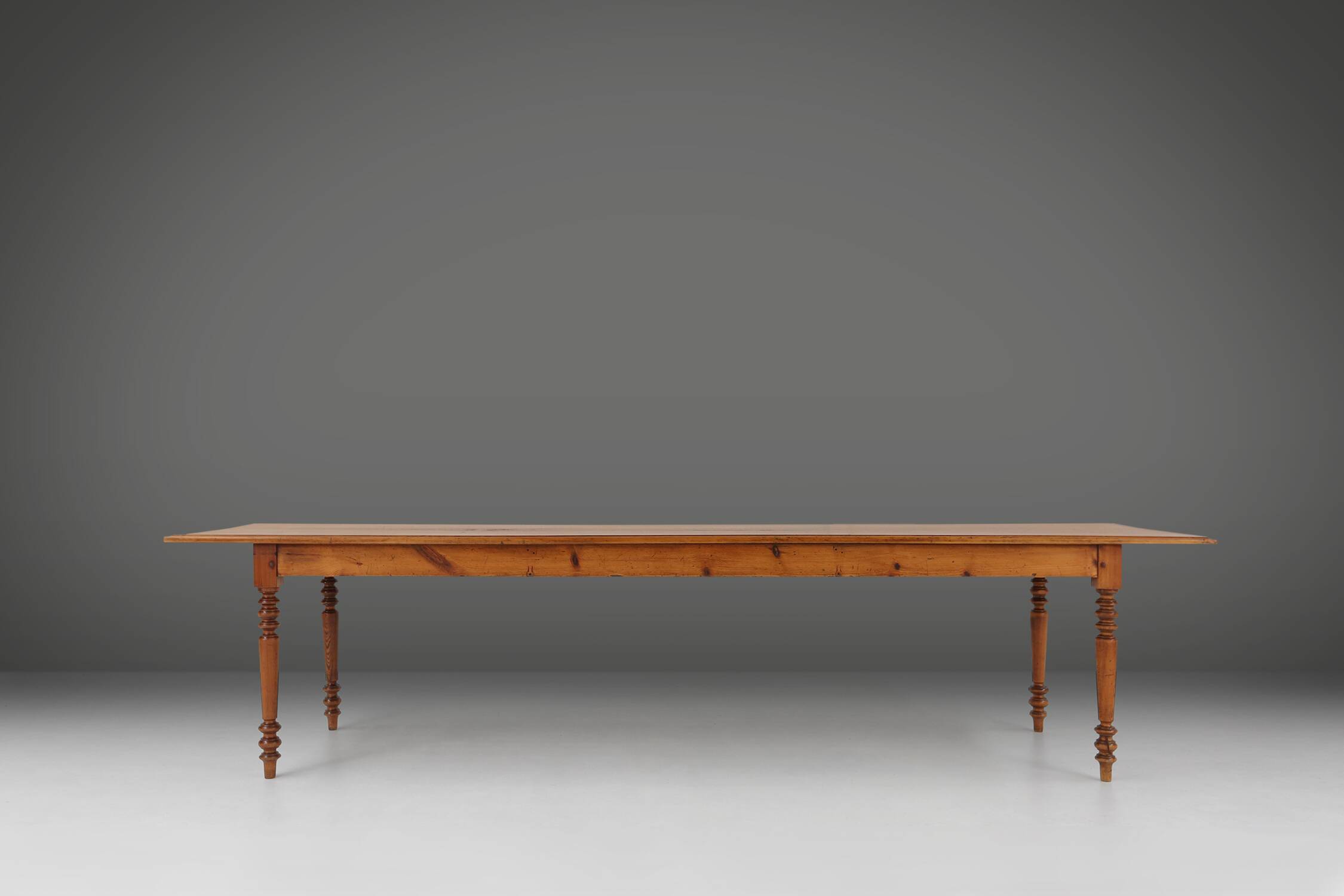 Large French rustic farmhouse table 19th century