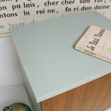 Bedside table with 1 door and 1 internal drawer.