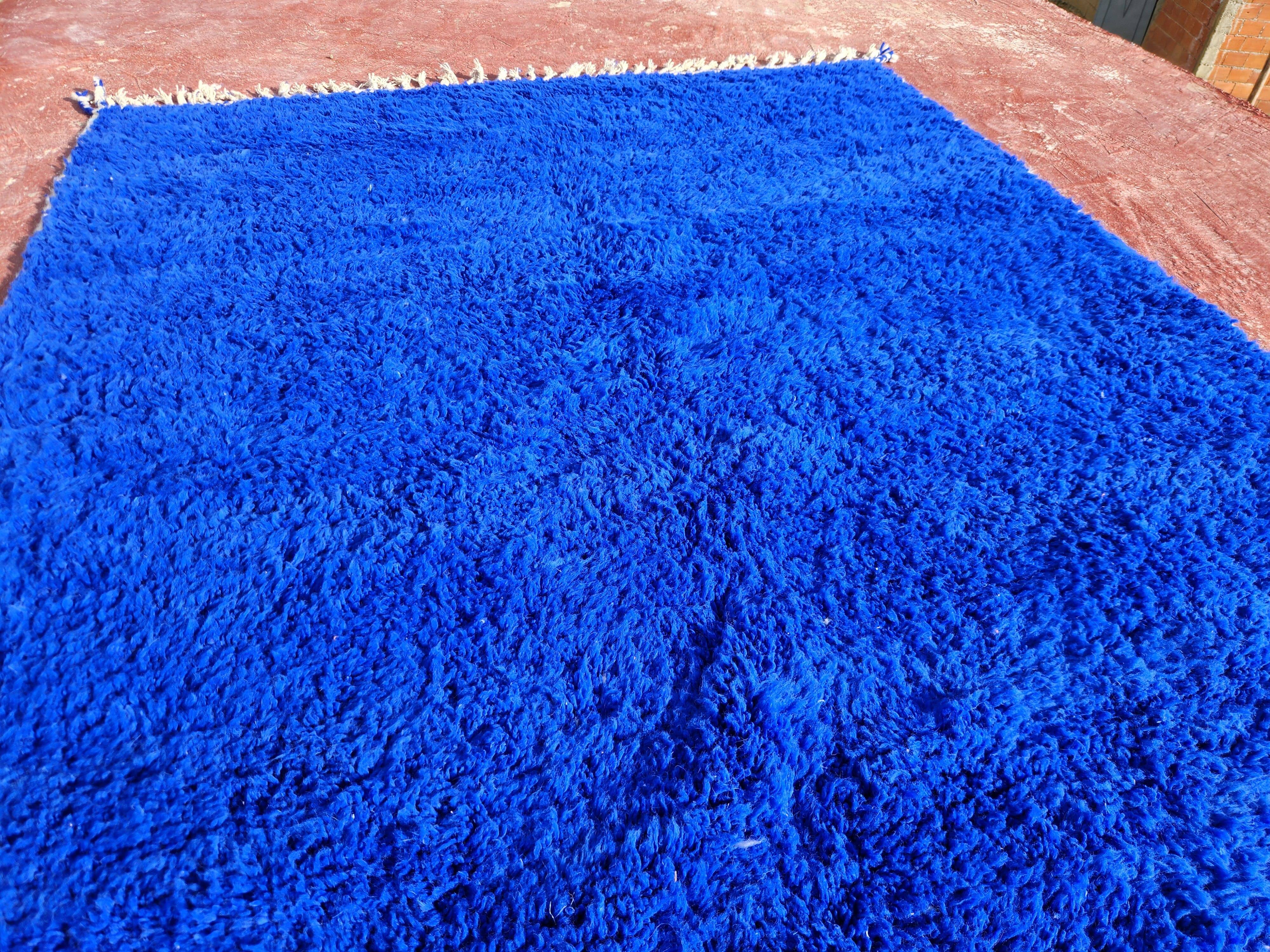Large Beni Ouarain Berber rug in Majorelle blue, 300x200 cm – thick wool