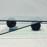Table basse design sculptural - Marbre noir et verre style années 80