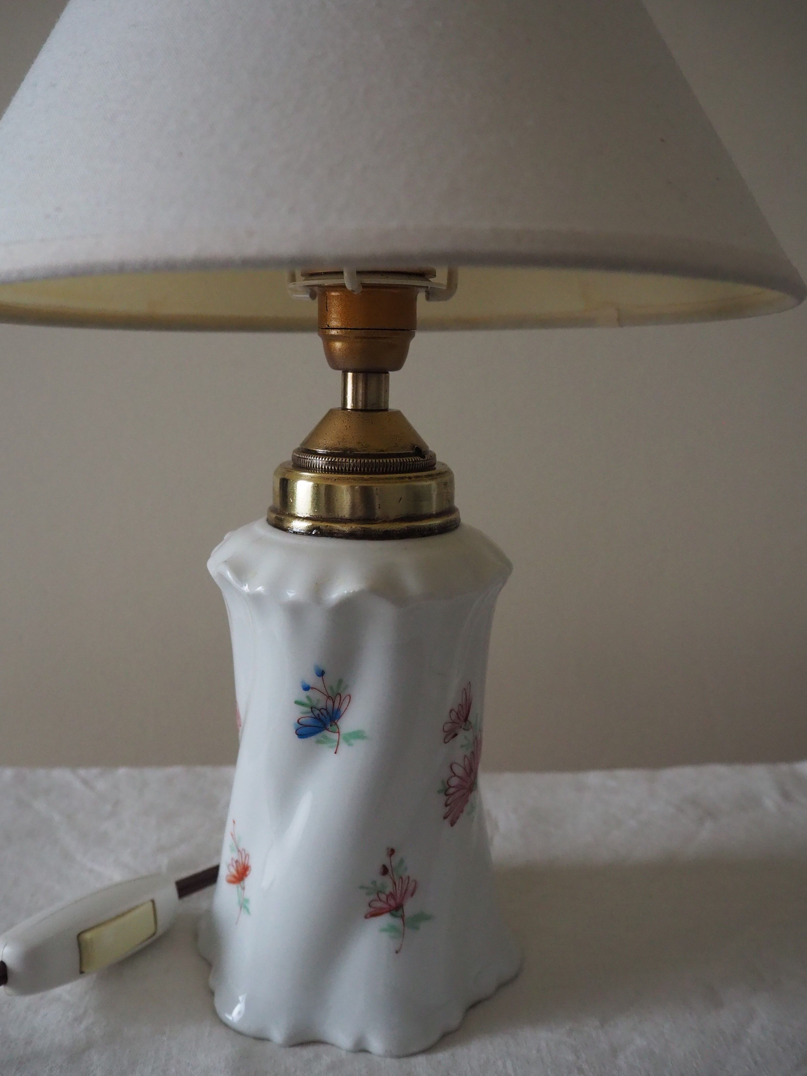 Table lamp in earthenware
