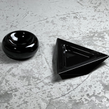 Ceramic ashtray of round shape of the 80s.