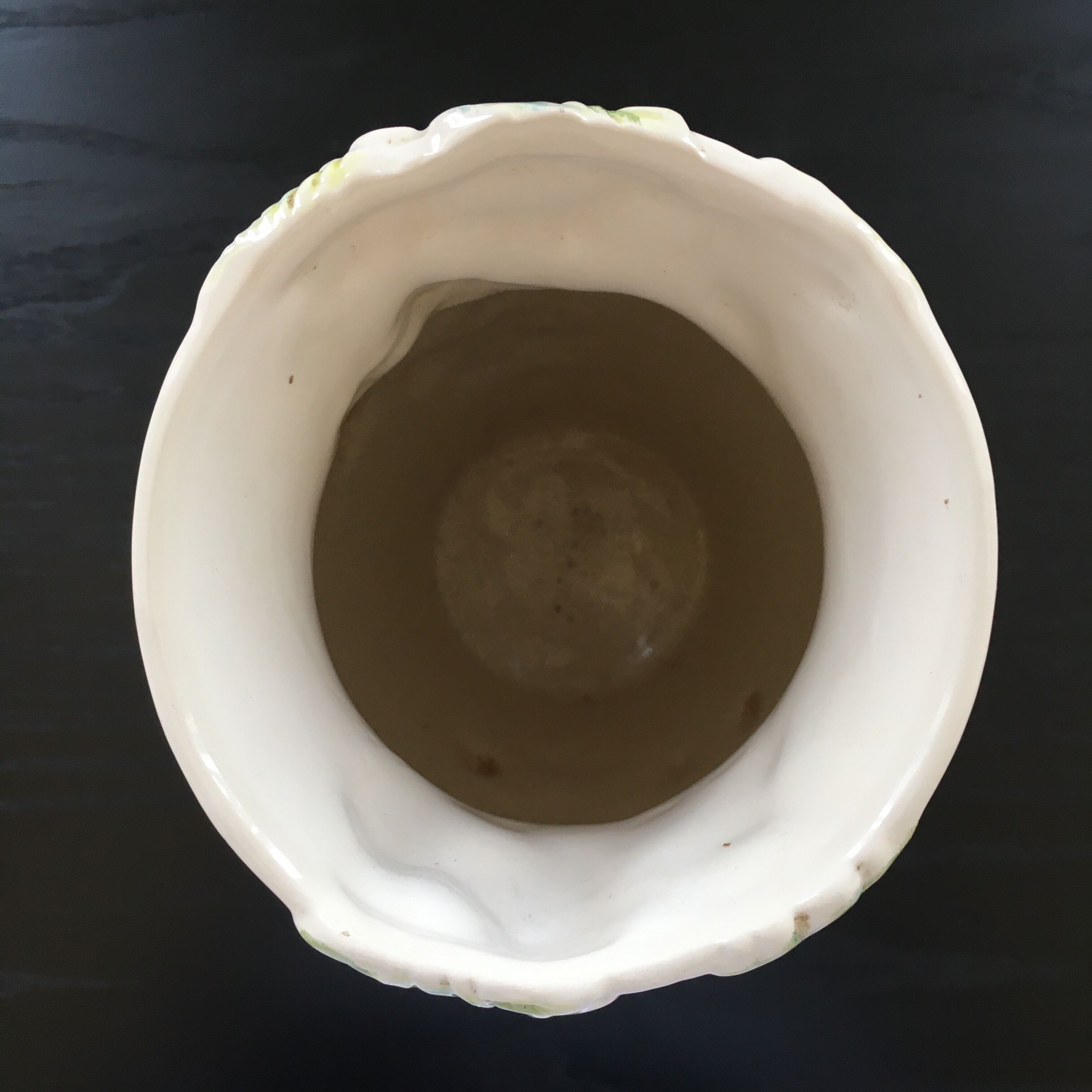 Vase decorated with strawberries in slip