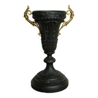 Cup vase in black and gold metal