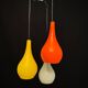 Suspension milieu du siècle avec abat-jour en verre Vistosi par Stilux Milano. Italie, années 1960.
