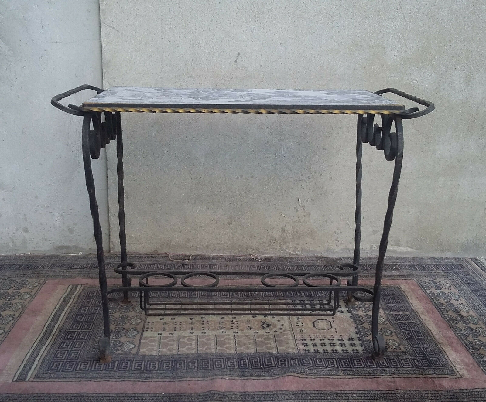 Wrought iron dessert