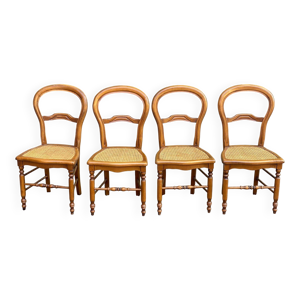 Lot de 4 chaises médaillon