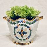 Small pot made of earthenware