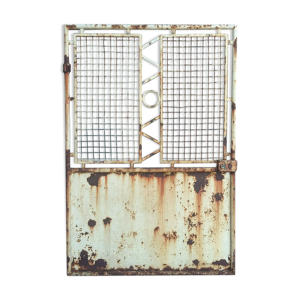 Porte ancienne en fer