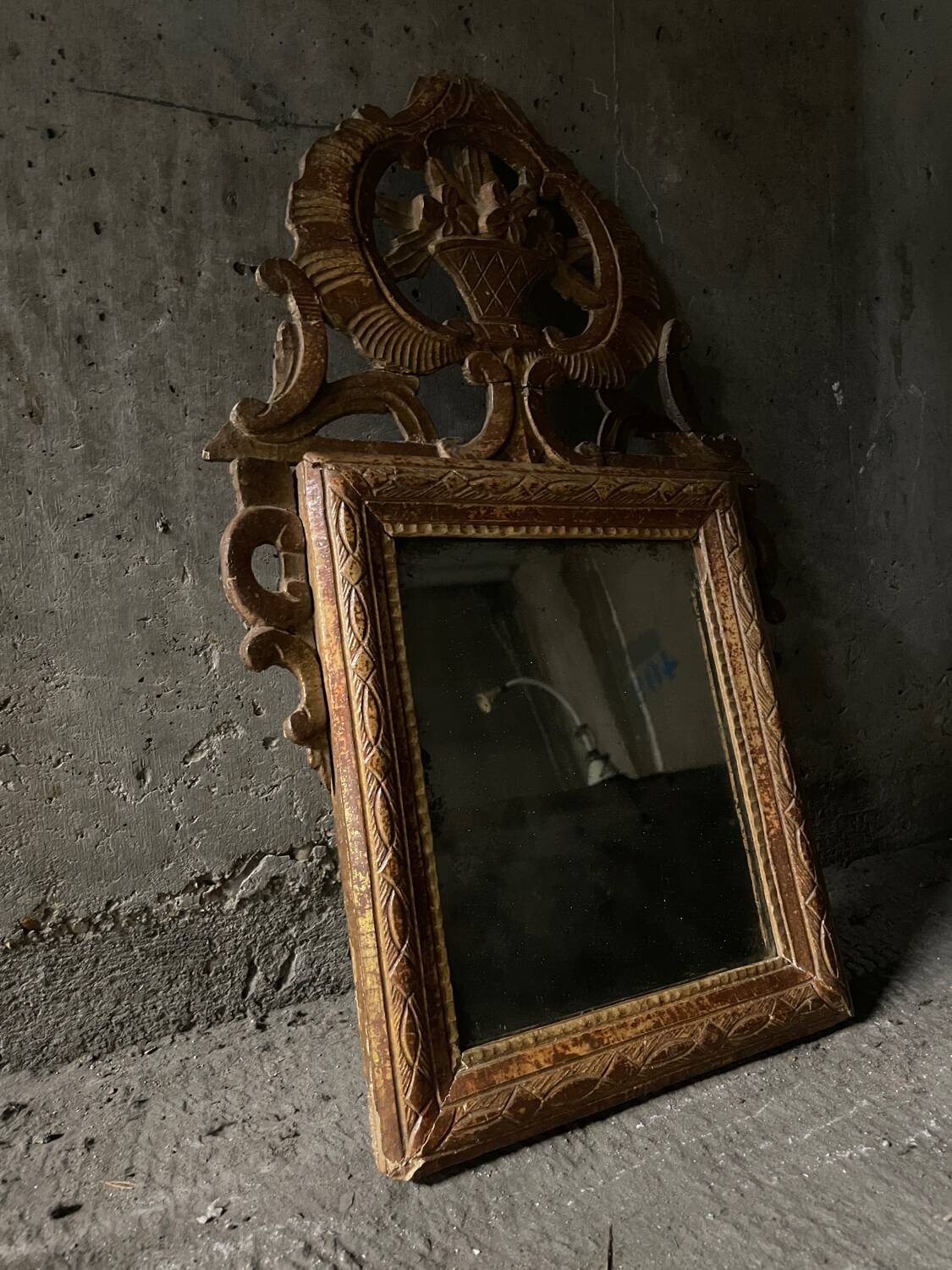 Folk art, Louis XVI style gilded mirror, 18th century