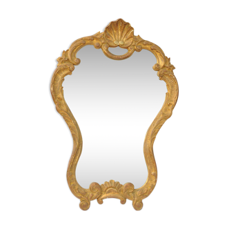 Miroir doré à coquille 55x78cm