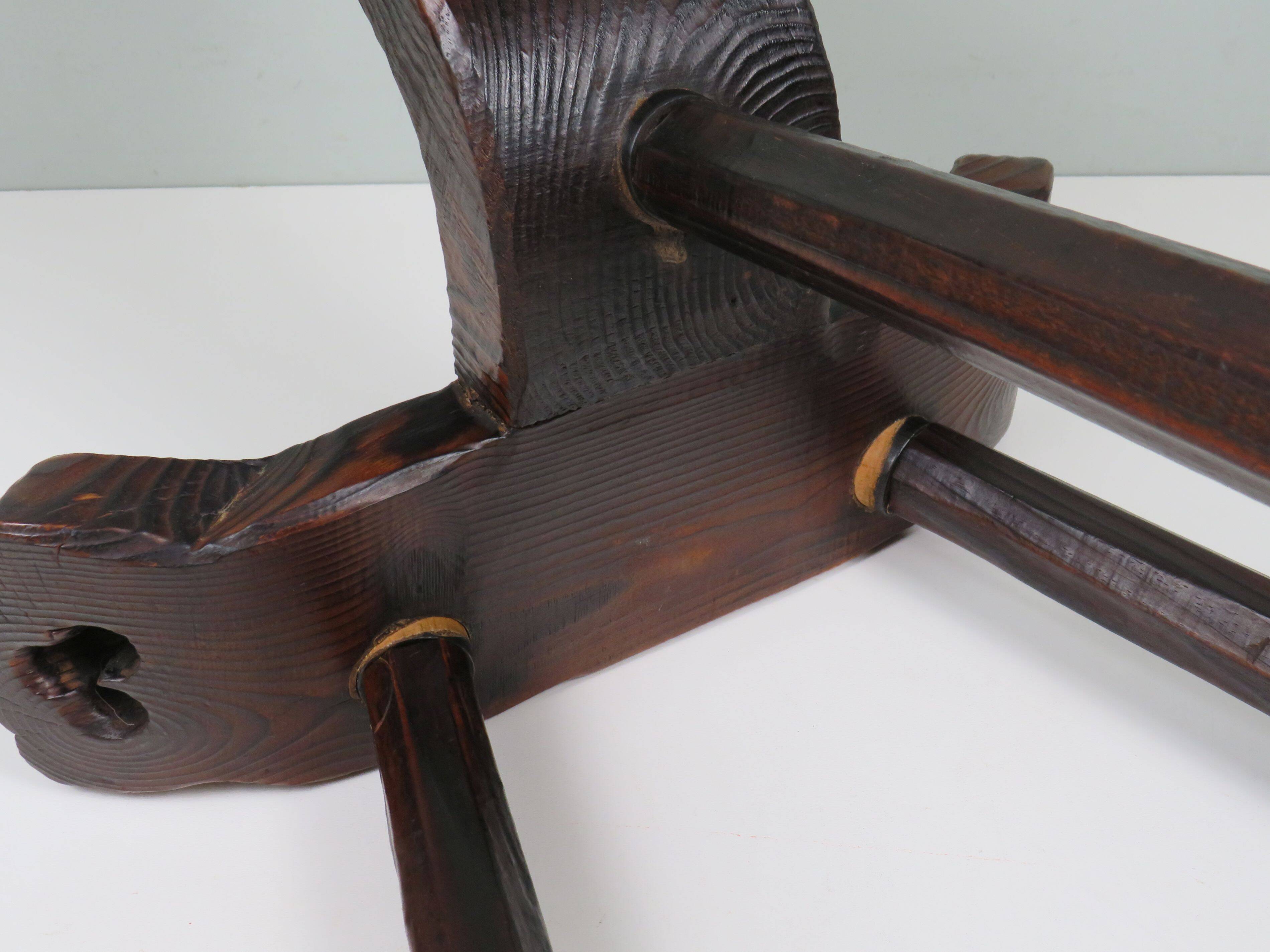 Spanish birth stool in carved wood – mid-century, brutalist spirit
