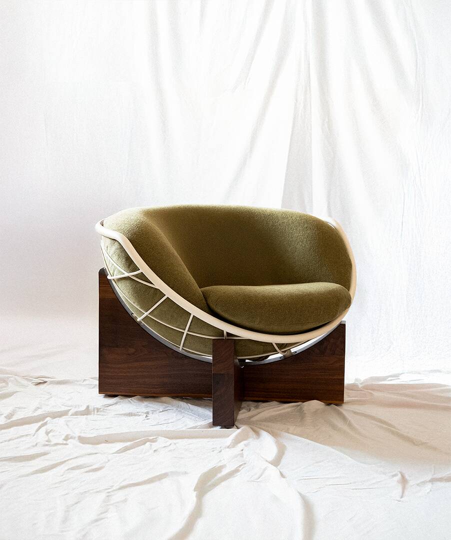 Chaise Tucker