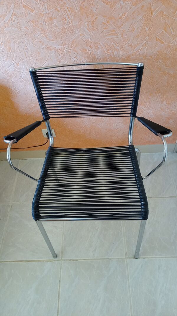 Fauteuil scoubidou