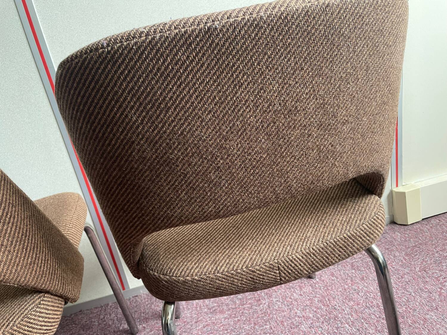 Set of 6 barrel chairs