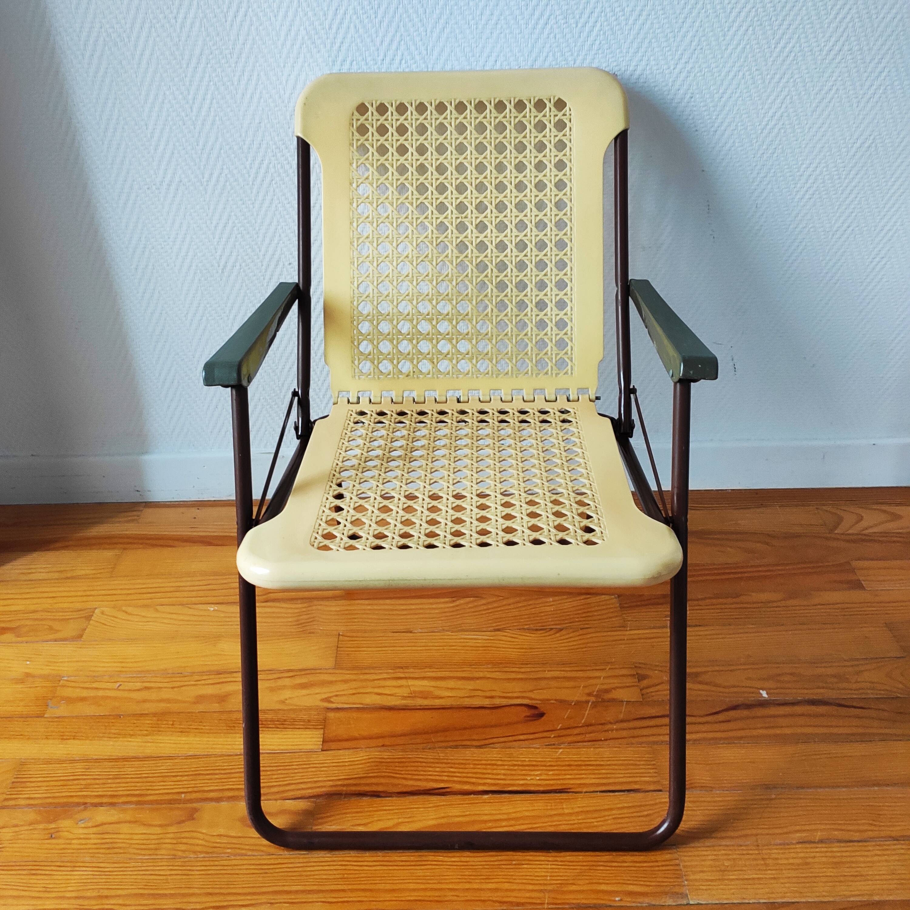 Vintage Italian folding chair 1970