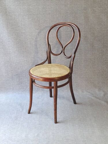 2 chaises Thonet N°20, canne neuve Omega, vers 1890