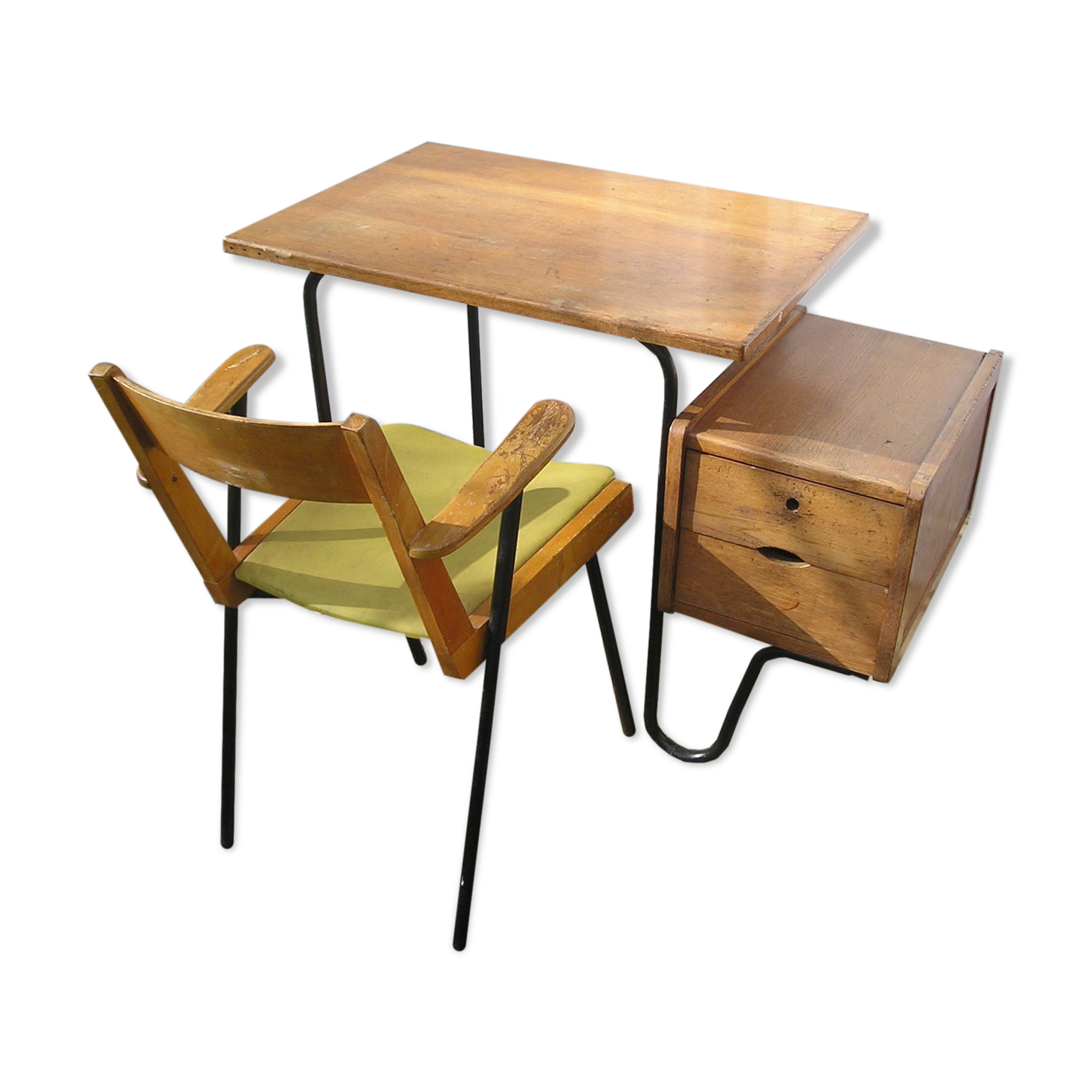 Desk and its 60s chair