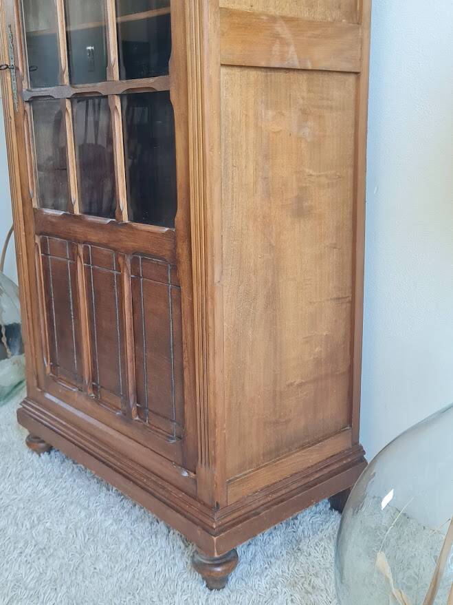Antique Parisian glass cabinet in the style of a hosier