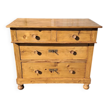 Fir chest of drawers