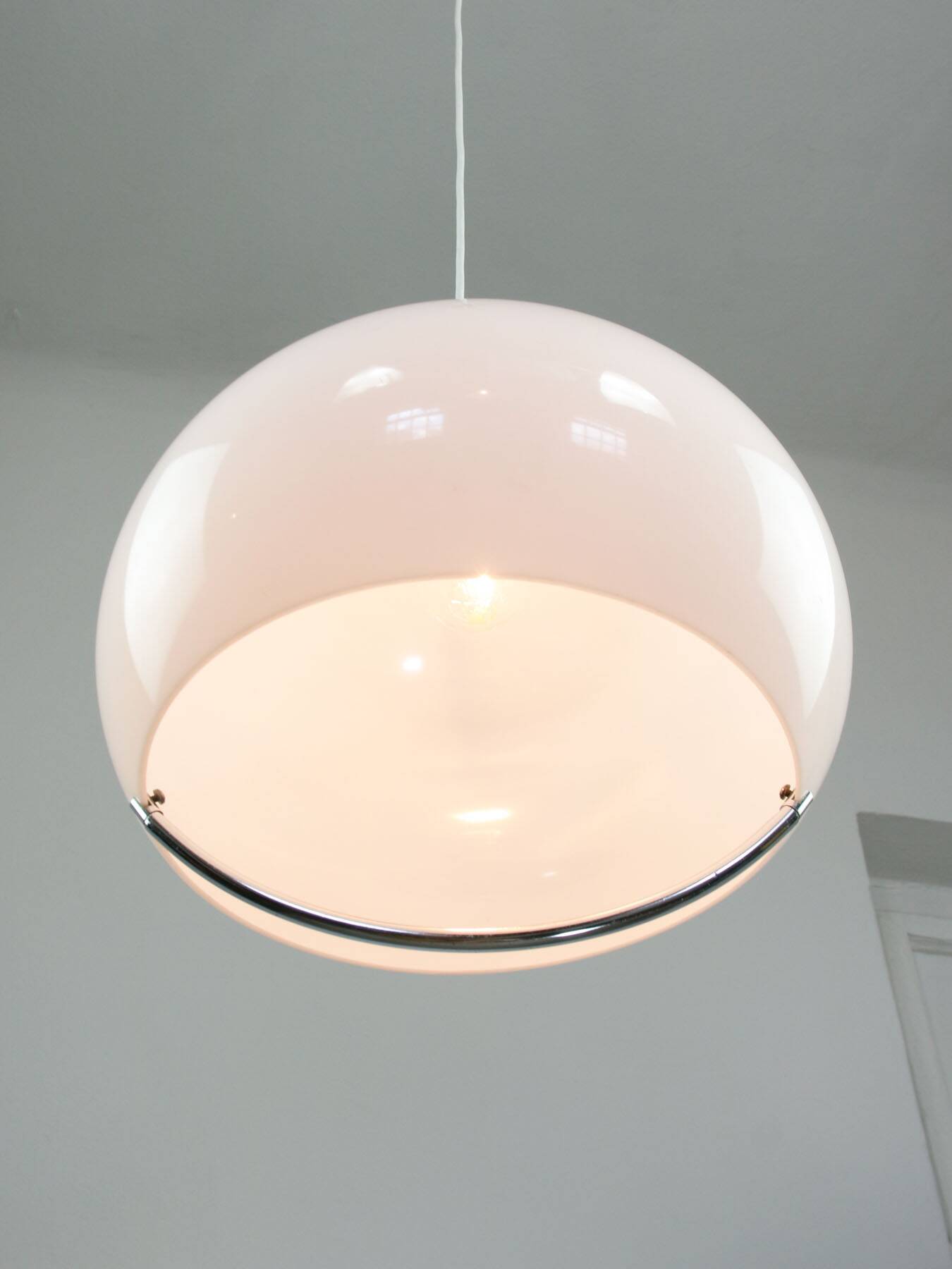 White Space Age Jolly Pendant Lamp from Guzzini, 60s