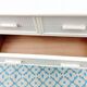 Commode blanche en rotin