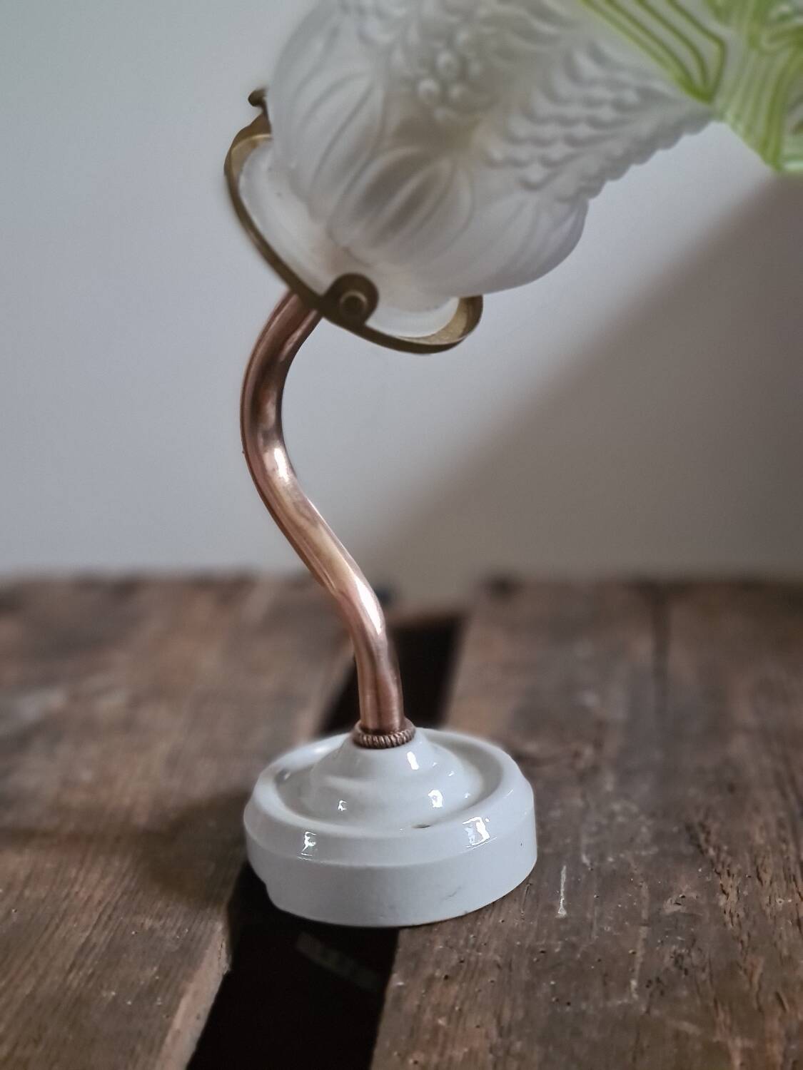 Green tulip wall light