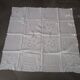 Nappe a thé ancienne brodée 120x120cm