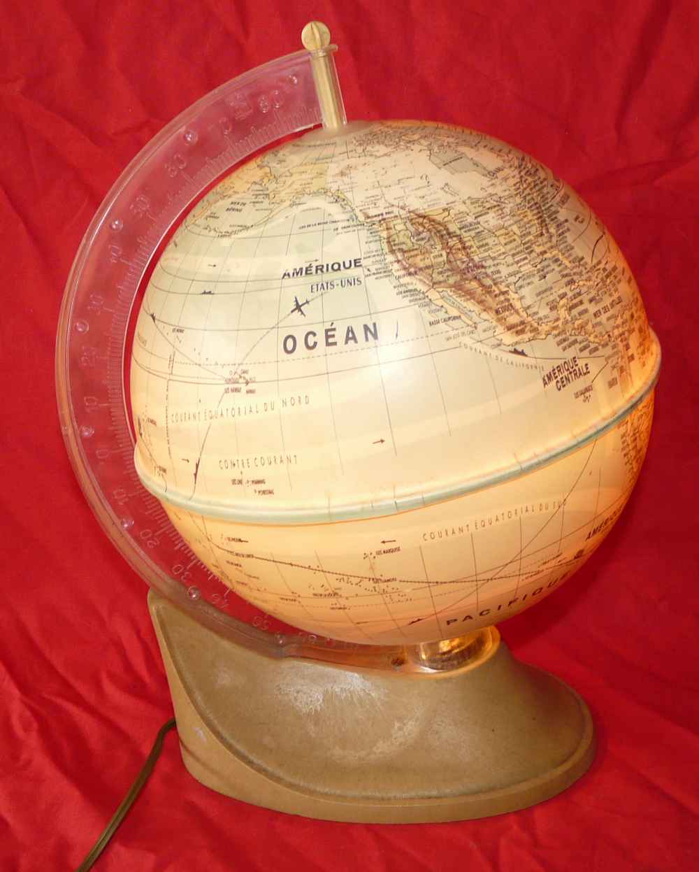 Globe Earth bright 60s