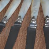 10 antique knives in mother-of-pearl and silver-plated metal