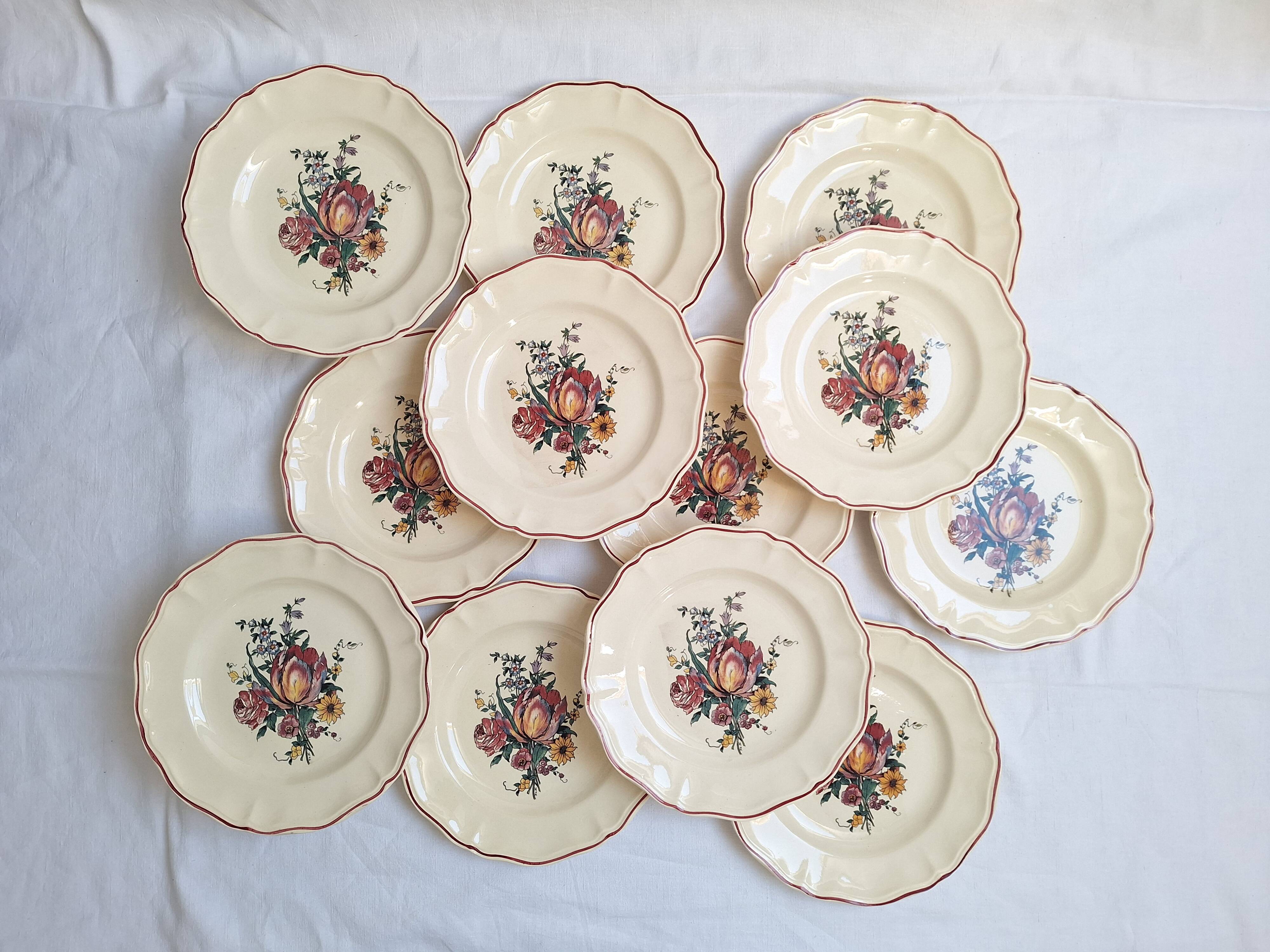 Flat plates Digoin Sarreguemines Model Loraine