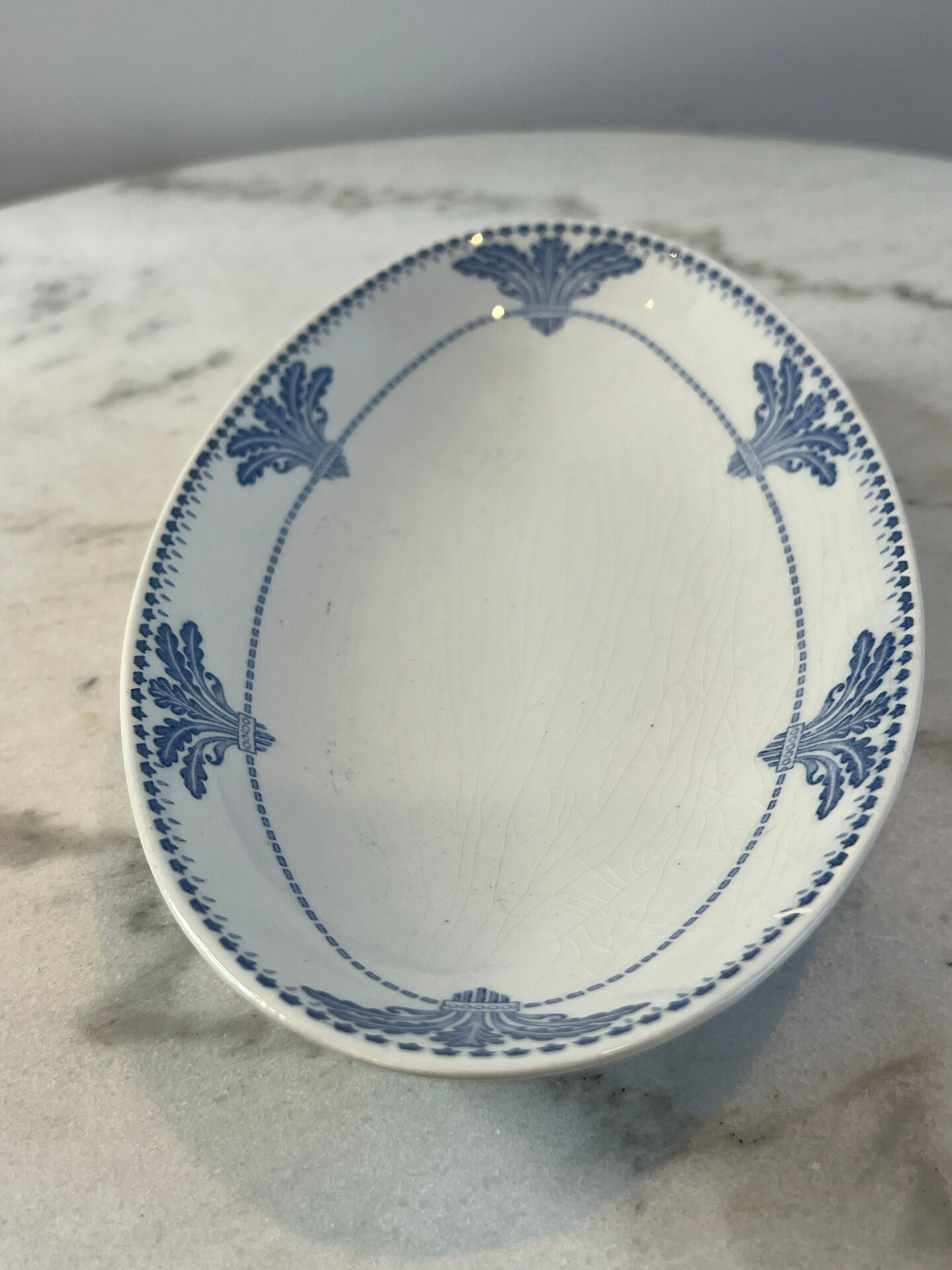 Ravier Creil et Montereau service Windsor 24cm