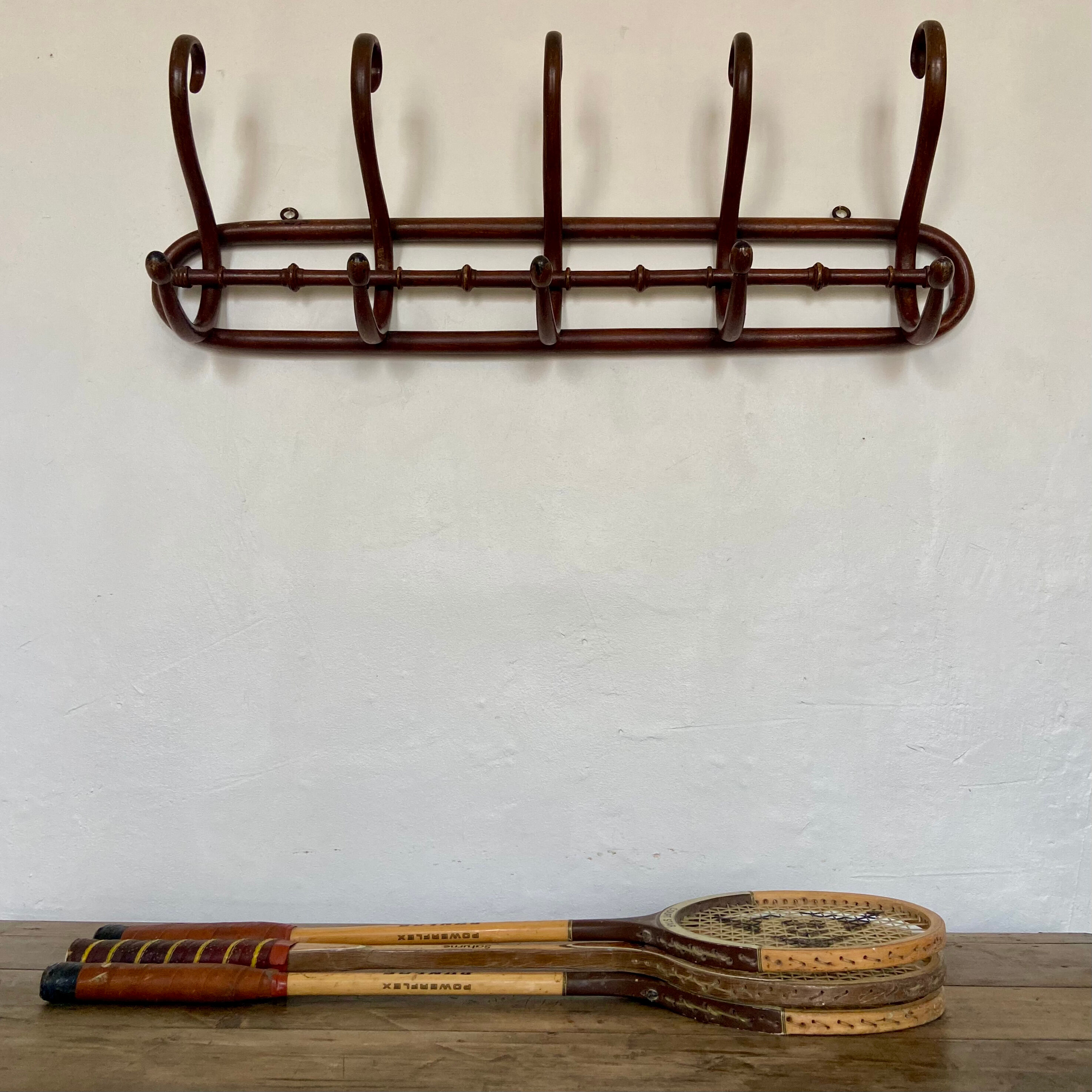 Wall coat rack