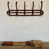 Wall coat rack
