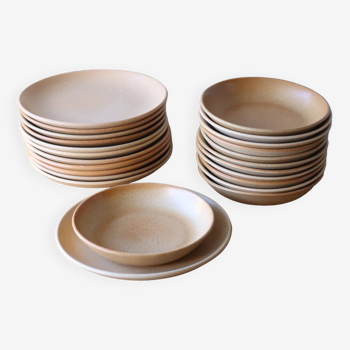 24 vintage stoneware plates