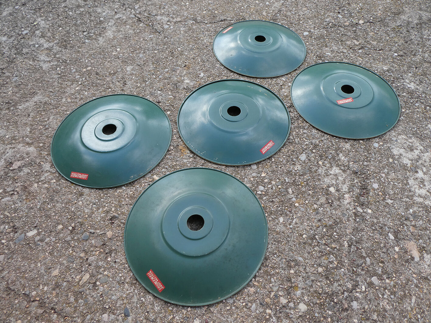 Lot of 5 green bistro lampshade in enamelled sheet metal - Souplemail