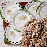 6 assiettes à desserts en porcelaine ajourée