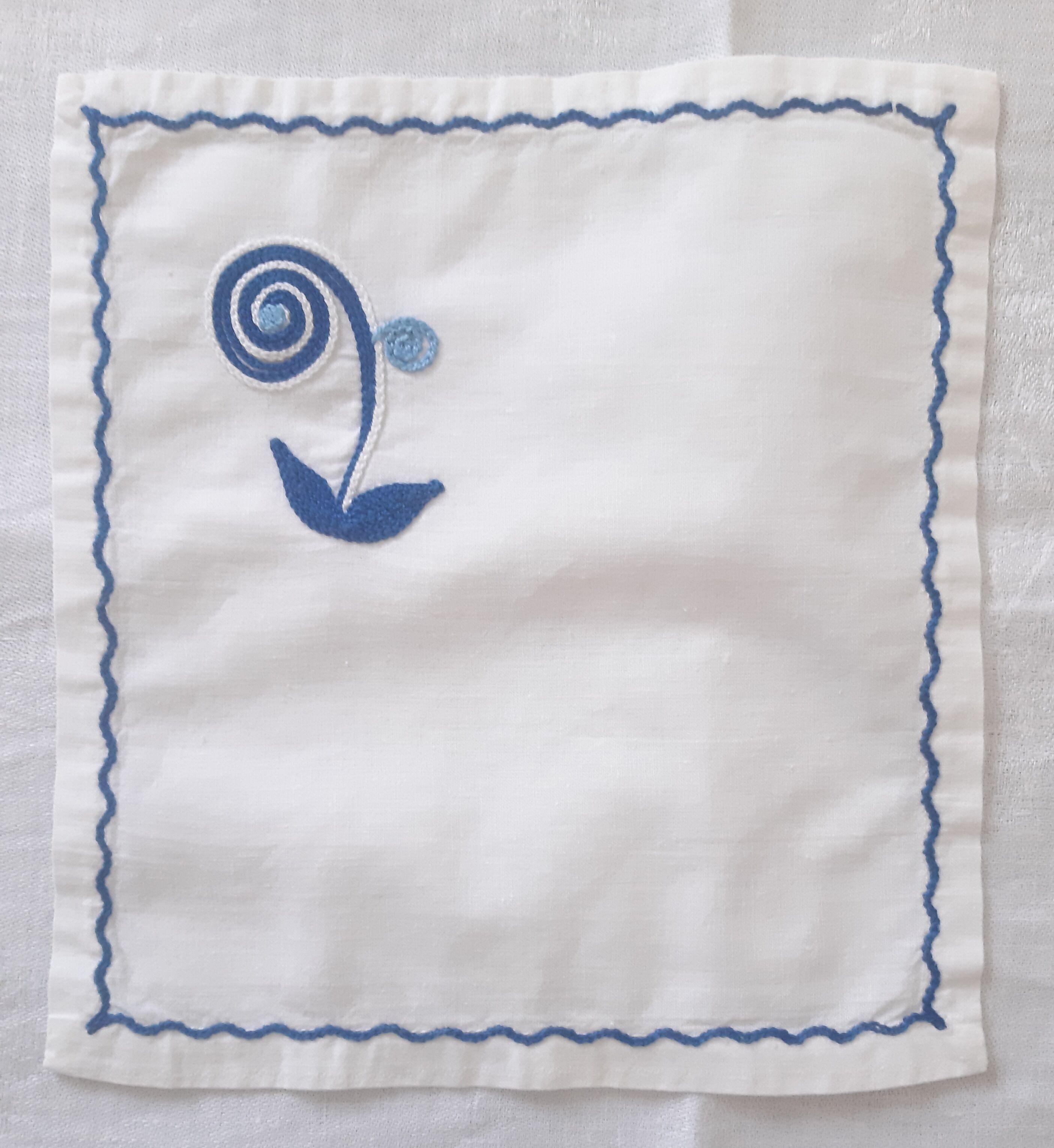 Tea tablecloth & napkins