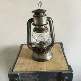 Functional kerosene lamp