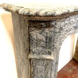 Cheminée de style Louis XV Model Pompadour Marbre bleu Turquin XX siècle